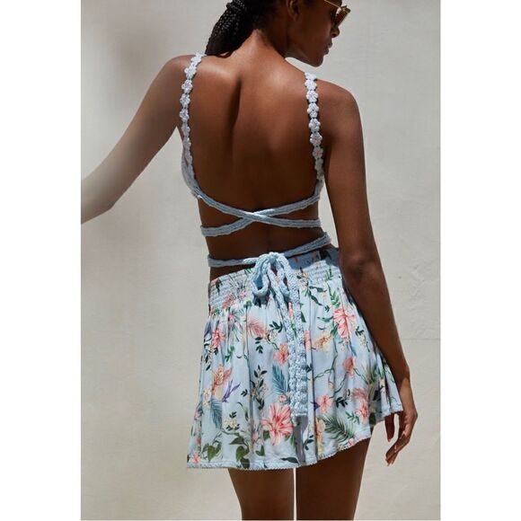 NEW Anthropologie Agua Bendita Blue Albany Crochet Knit Flower Crop Top Large - Picture 3 of 4